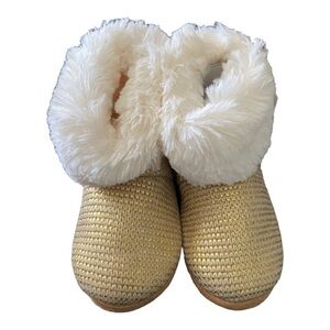 NWT-CUDDL DUDS-GIRLS GOLD SLIPPERS